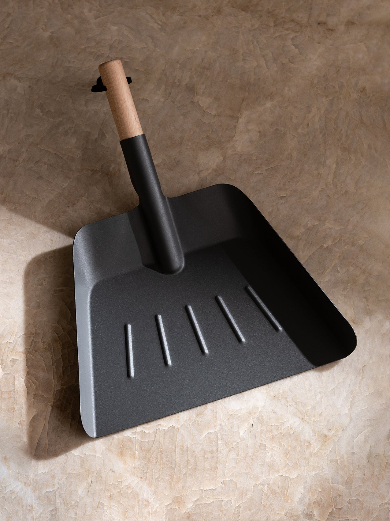 The Dustpan